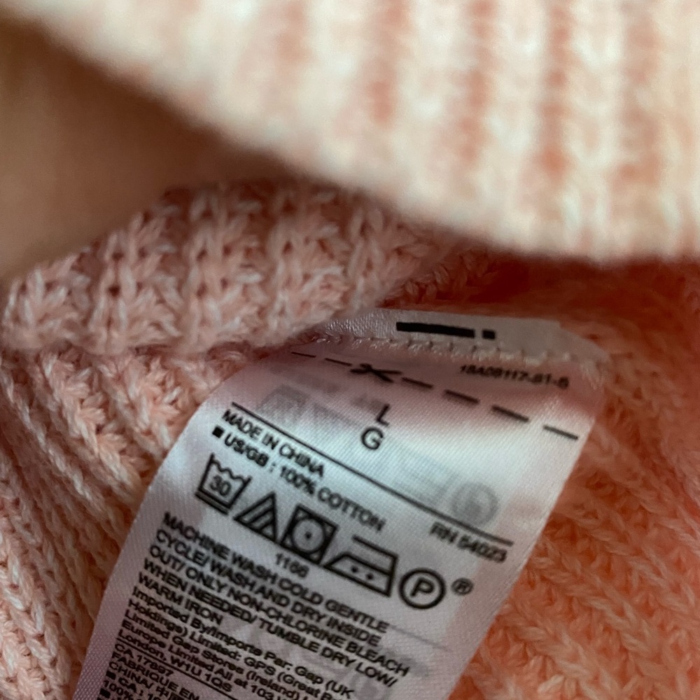 NWT GAP FOR GOOD 100% COTTON SWEATER IN THE SWEETEST SHADE OF PINK SIZE L - Picture 3 of 4